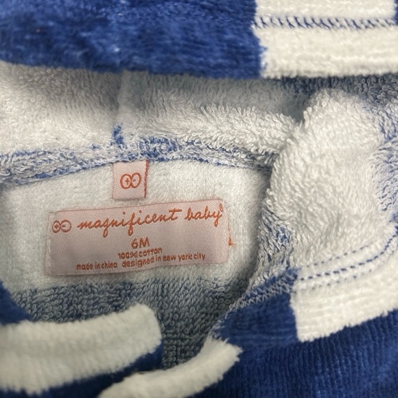 Magnificent Baby Blue And White Terry Cloth Romper Size 6 Months Magnetic - Picture 3 of 3